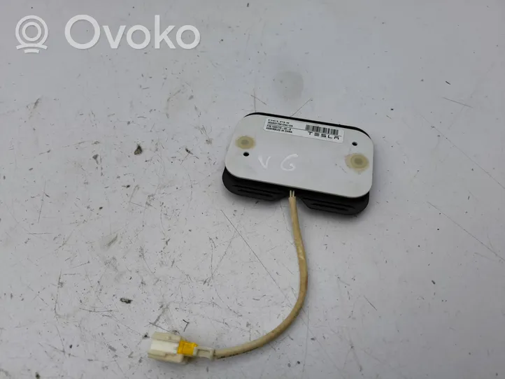 Tesla Model S Seat pressure sensor 283353170A12941129