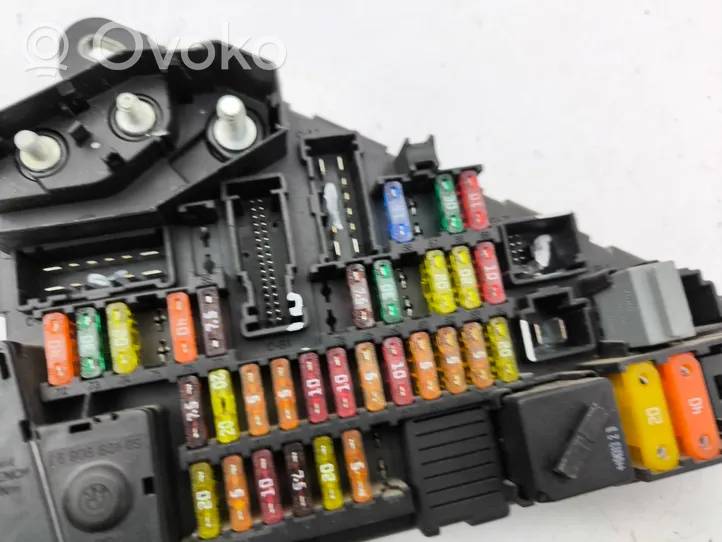 BMW 5 E60 E61 Sulakemoduuli 6906603