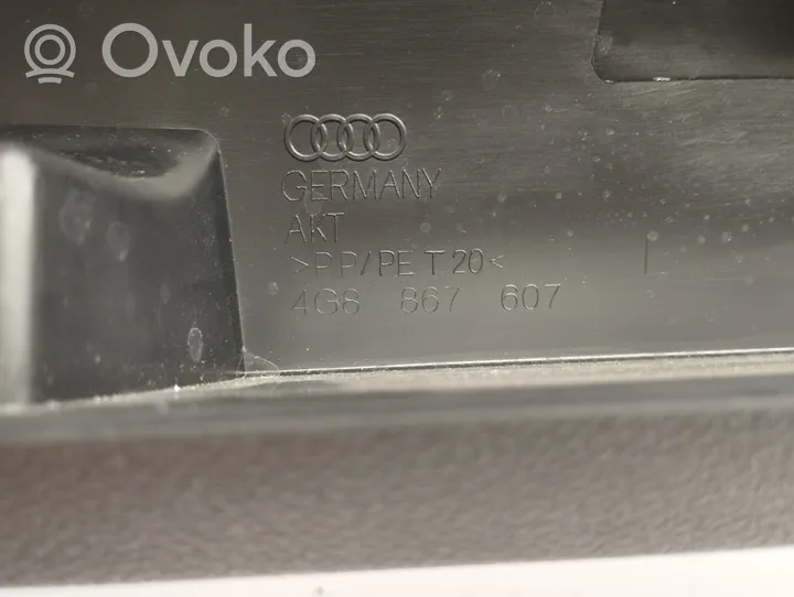 Audi A7 S7 4G Moldura de la puerta trasera 4G8867606