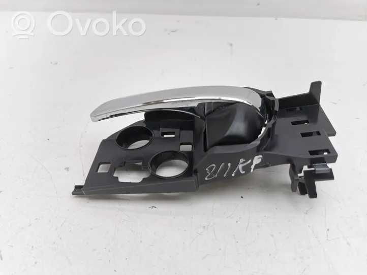 Honda HR-V Front door interior handle 