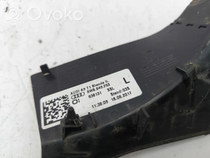 Audi A5 Listwa pod lampę tylną 8W8945253