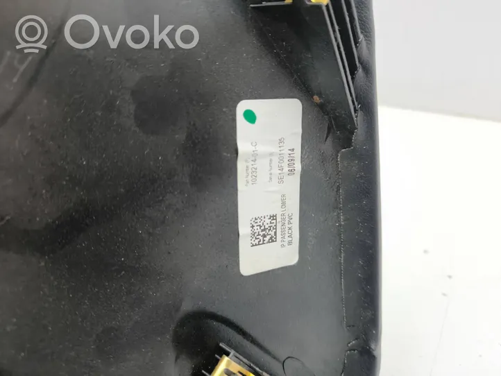 Tesla Model S Panelės apdailos skydas (apatinis) 102321401C