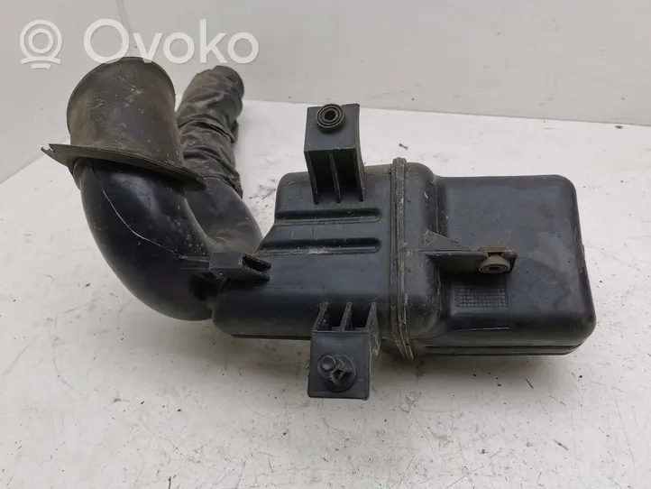 Opel Antara Ansaugdämpfer Resonator 20987239