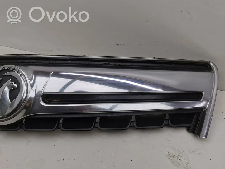 Opel Antara Grille calandre supérieure de pare-chocs avant 25983424