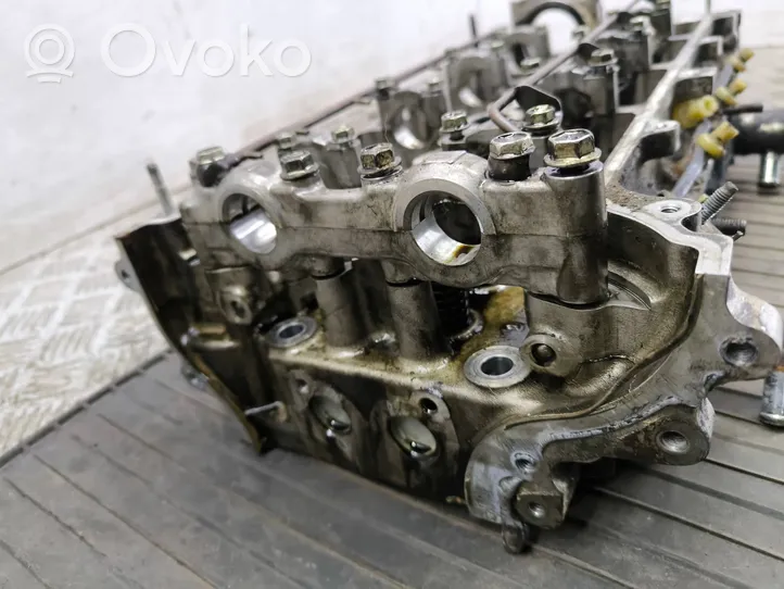 Toyota Corolla Verso AR10 Culasse moteur 42A25004