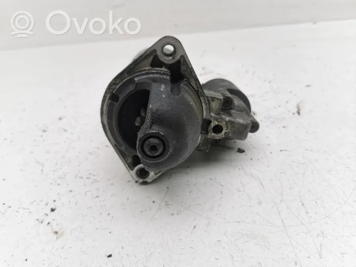 BMW 5 E39 Starter motor 