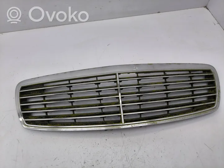 Mercedes-Benz E W211 Grille de calandre avant A2118800583