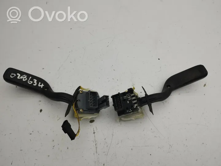 Saab 9-5 Leva/interruttore dell’indicatore di direzione e tergicristallo 5354139