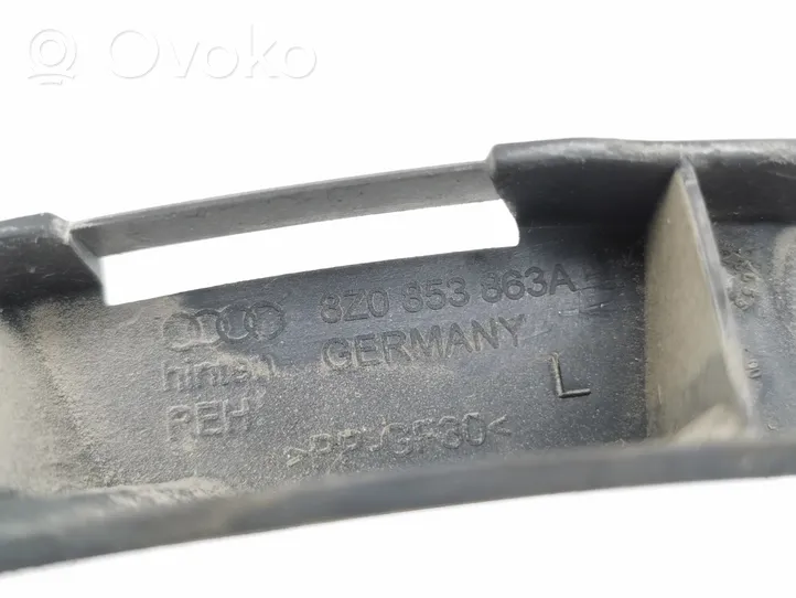 Audi A2 Supporto di montaggio del parafango 8Z0853861A