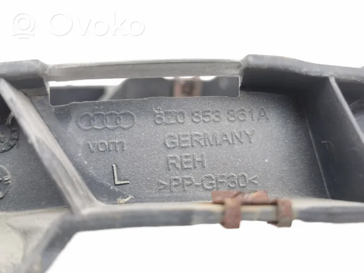 Audi A2 Supporto di montaggio del parafango 8Z0853861A