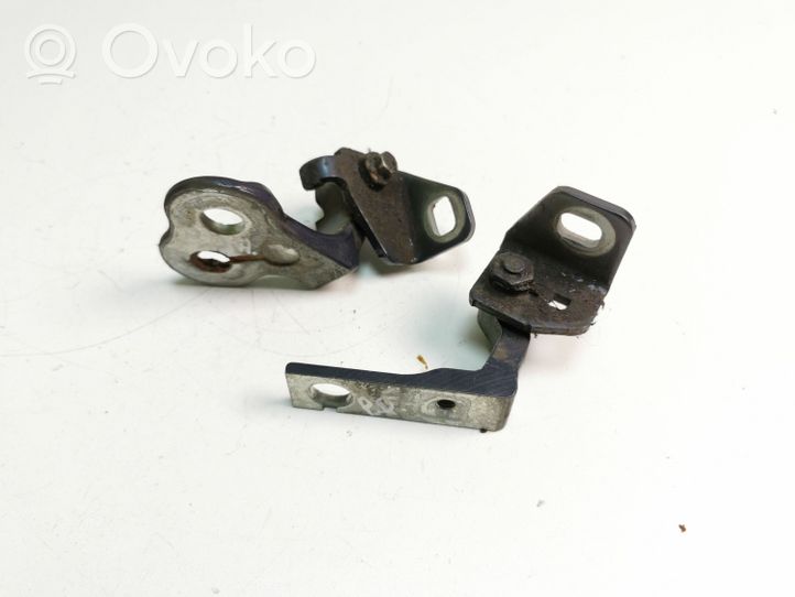 Ford Focus Set di cerniere portiera anteriore 