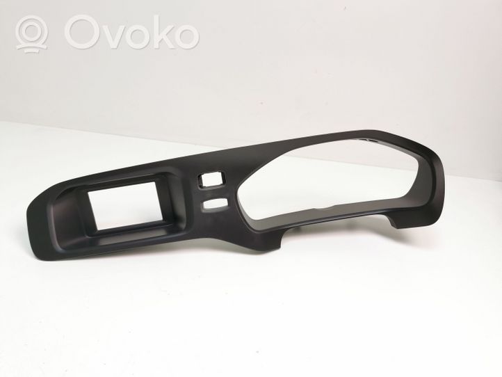 Volvo V40 Instrumentu paneļa dekoratīvā apdare 31389538