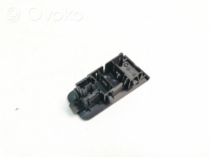 Citroen C4 Cactus Câble adaptateur AUX 9802435777