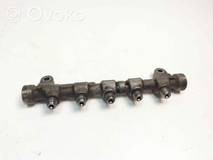 Hyundai i30 Kraftstoffverteiler Einspritzleiste Verteilerrohr 0445214181