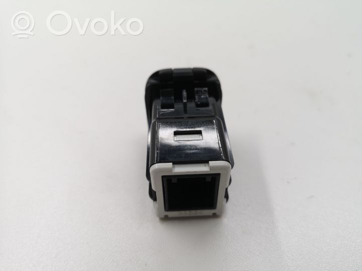 Mazda CX-5 Câble adaptateur AUX KD45669U0