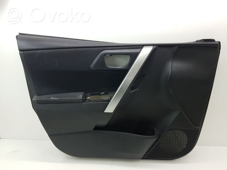 Toyota Auris E180 Rivestimento del pannello della portiera anteriore 6671602060