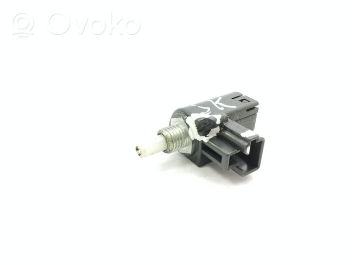 Toyota Auris E180 Sensor del pedal de embrague CV591