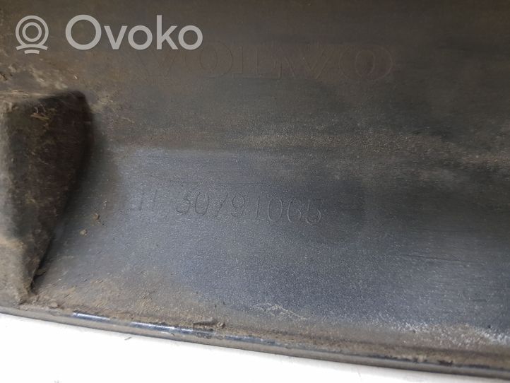 Volvo V70 Front door trim (molding) 30791065