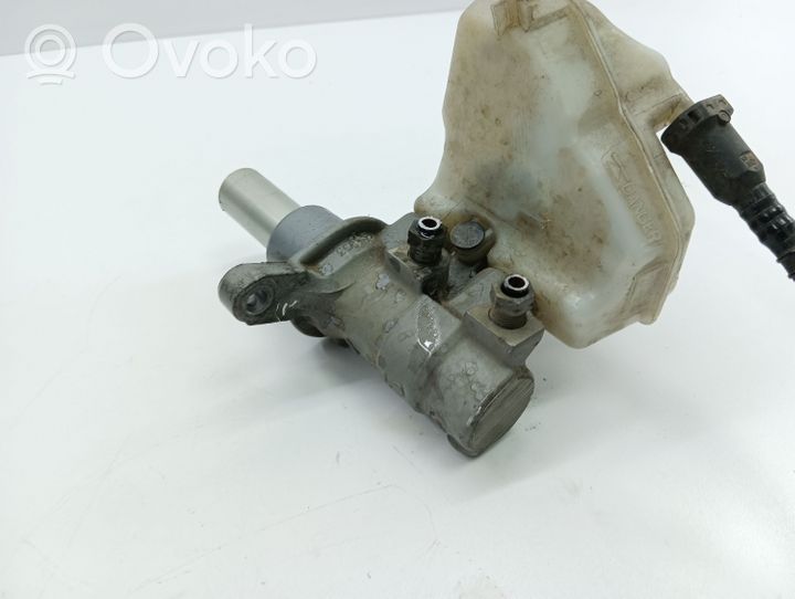 Citroen C4 II Picasso Główny cylinder hamulca 03350890841