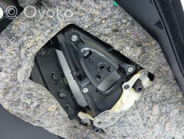 Toyota RAV 4 (XA30) Boczki / Poszycie drzwi tylnych 