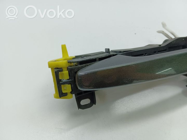 Toyota Avensis T270 Rear door exterior handle 