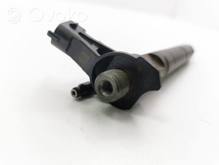 Chrysler Voyager Injecteur de carburant 15062058F