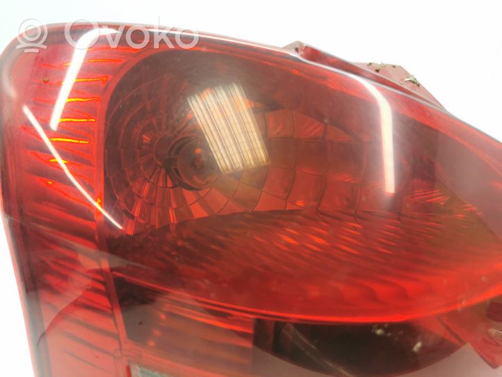Toyota Yaris Lampa tylna E131772