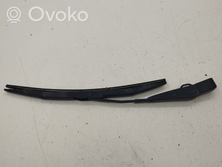 Honda CR-V Rear wiper blade arm H8191