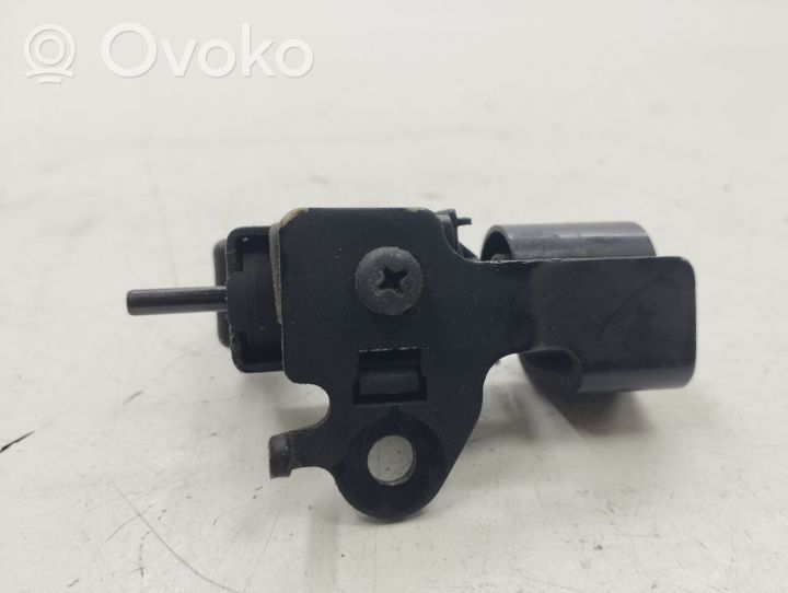 Honda CR-V Vacuum valve 1846004700