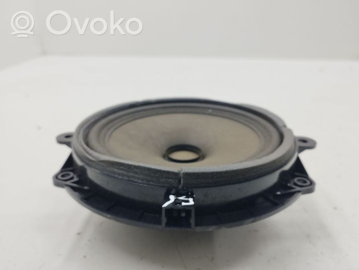 KIA Sportage Takaoven kaiutin 963200Z000