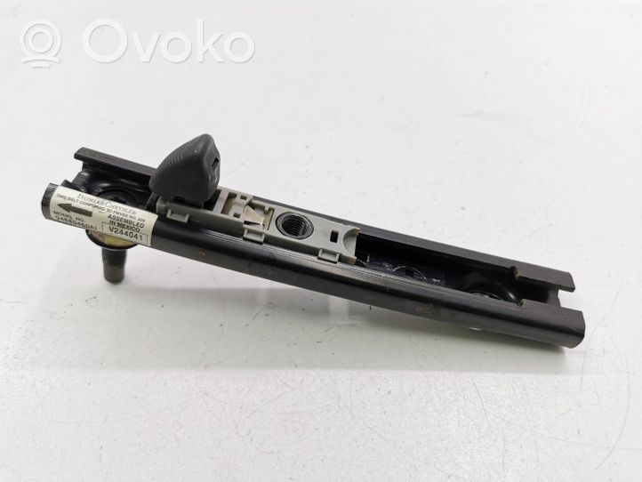 Chrysler Voyager Rail de réglage hauteur de ceinture de sécurité 04680460AI