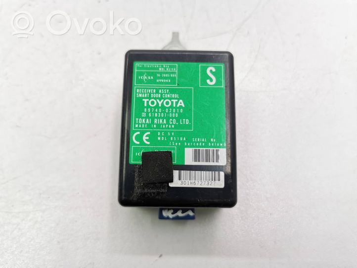 Toyota Auris 150 Oven keskuslukituksen ohjausyksikön moduuli 8974002010