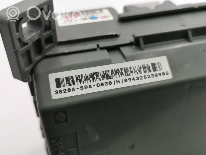 Honda CR-V Fuse module 3820AS9AG030