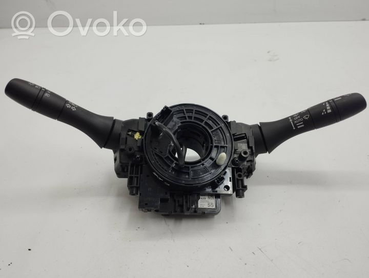 Nissan Juke II F16 Pyyhkimen/suuntavilkun vipukytkin 255546CA0A