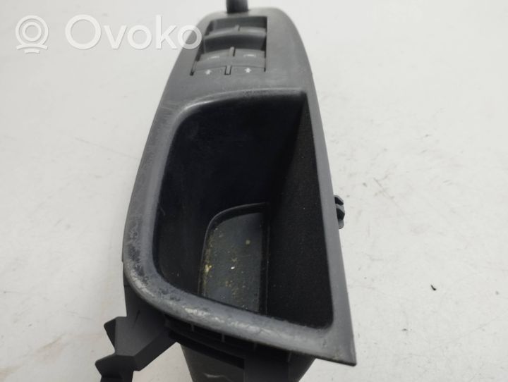 Audi Q7 4L Interruttore di controllo dell’alzacristalli elettrico 4L2867172