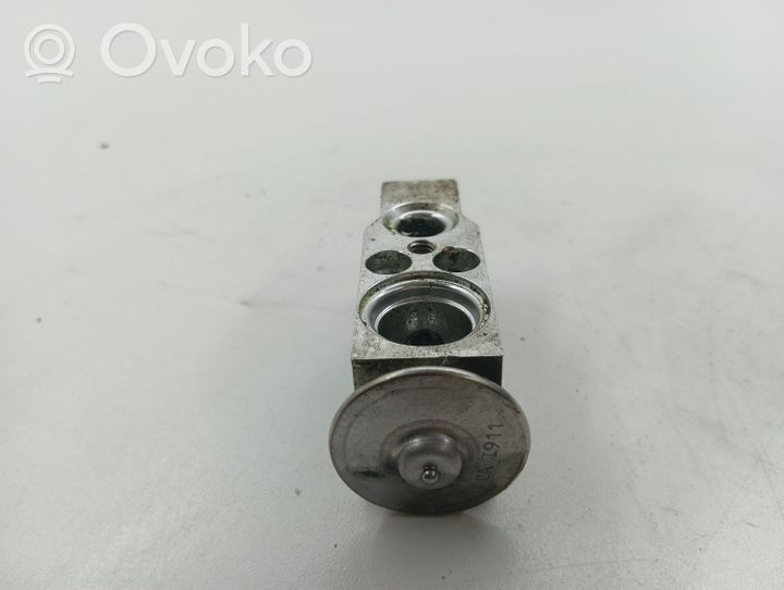 Opel Corsa D Air conditioning (A/C) expansion valve 52355290