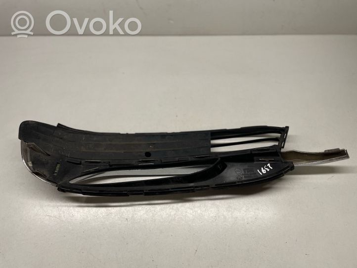 BMW 7 G11 G12 Pretmiglas luktura dekoratīvais režģis 7369408