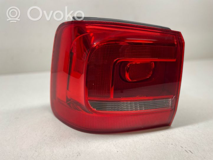 Volkswagen Touran II Rear/tail lights 1T0945095R