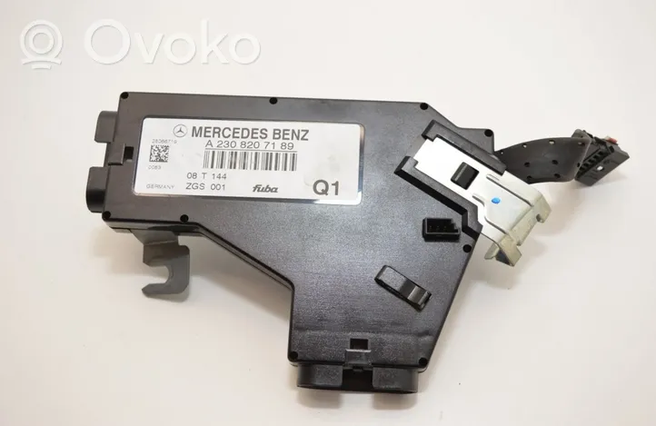 Mercedes-Benz SL R230 Antenos stiprintuvas ZGS001