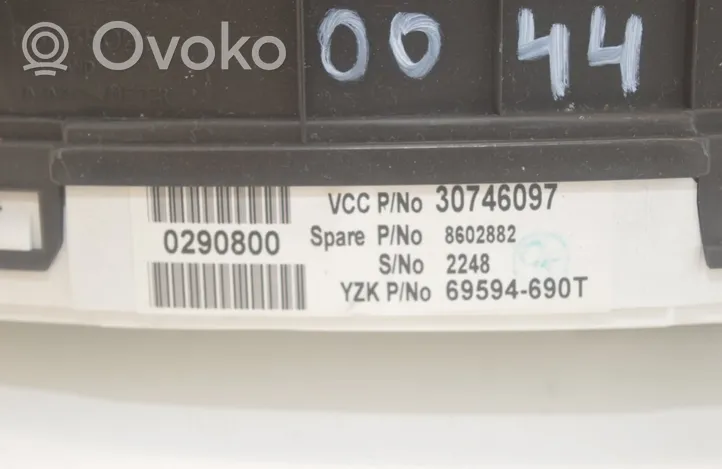 Volvo XC70 Compteur de vitesse tableau de bord 8602882