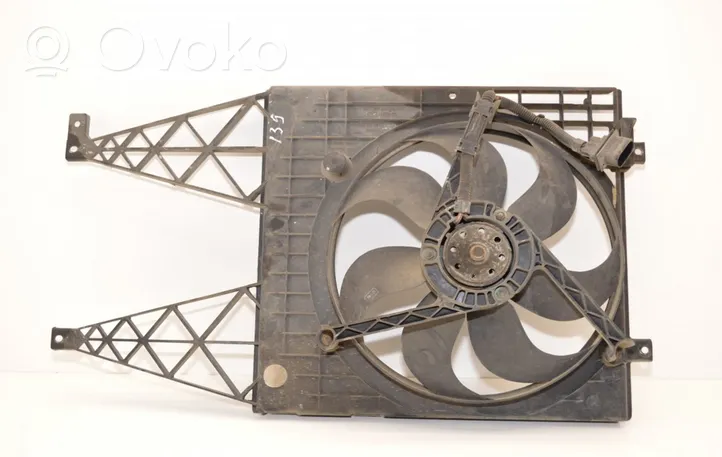 Volkswagen Bora Ventilatore di raffreddamento elettrico del radiatore 1J0121207