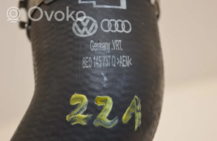 Audi A4 S4 B7 8E 8H Rura / Wąż dolotowy powietrza turbiny 8E0145737Q