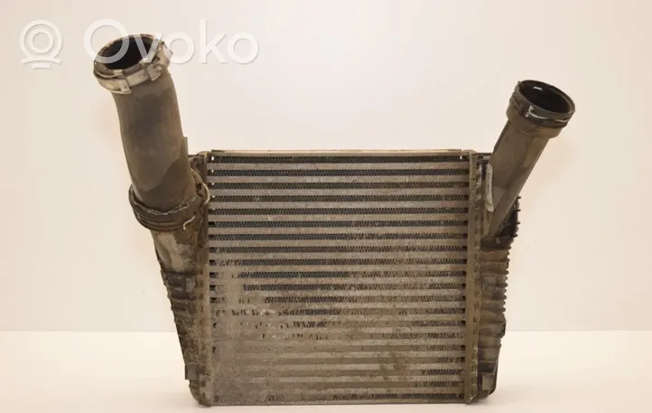 Audi Q7 4L Radiatore intercooler E37Q5003