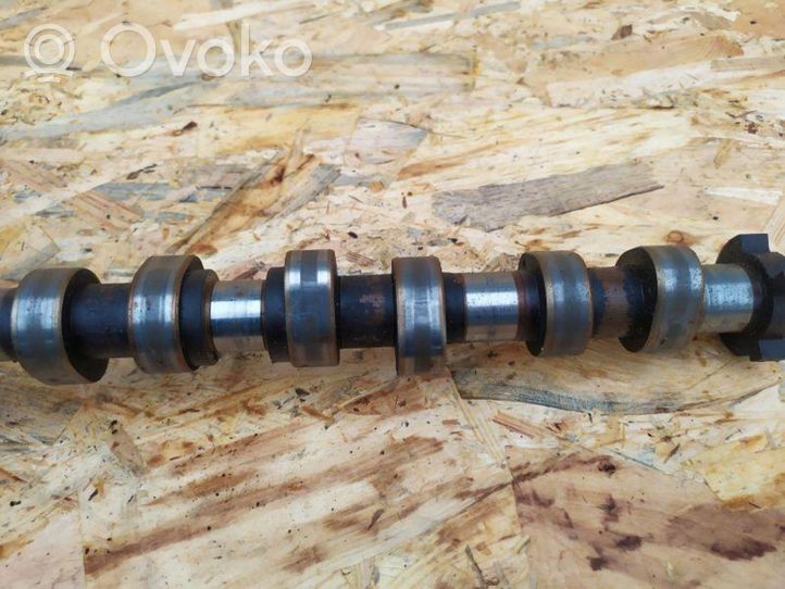 Volkswagen Polo III 6N 6N2 6NF Camshaft 030109111C