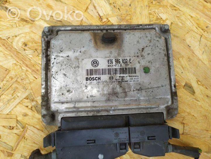 Volkswagen Golf I Centralina/modulo motore ECU 036906032E