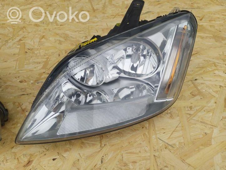 Ford Focus C-MAX Headlights/headlamps set 