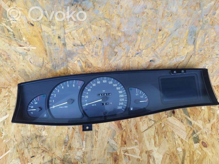 Opel Omega A Tachimetro (quadro strumenti) 