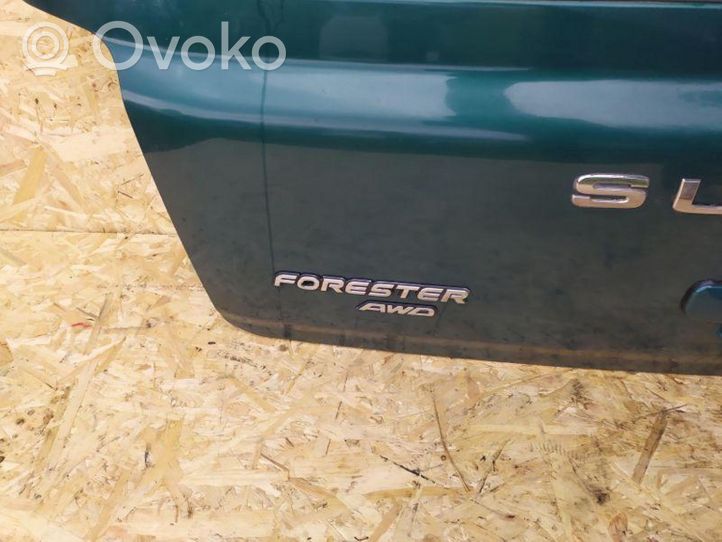 Subaru Forester SF Takaluukun/tavaratilan kansi 