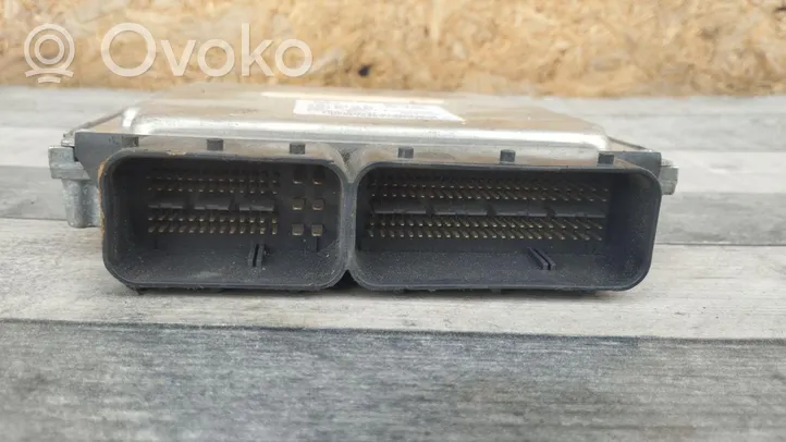 Mercedes-Benz A W176 Komputer / Sterownik ECU silnika A6519007600