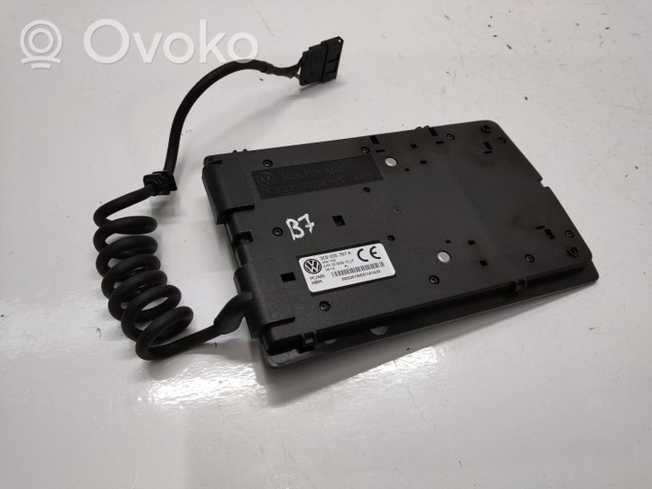Volkswagen PASSAT B7 Phone control unit/module 3C0035707A